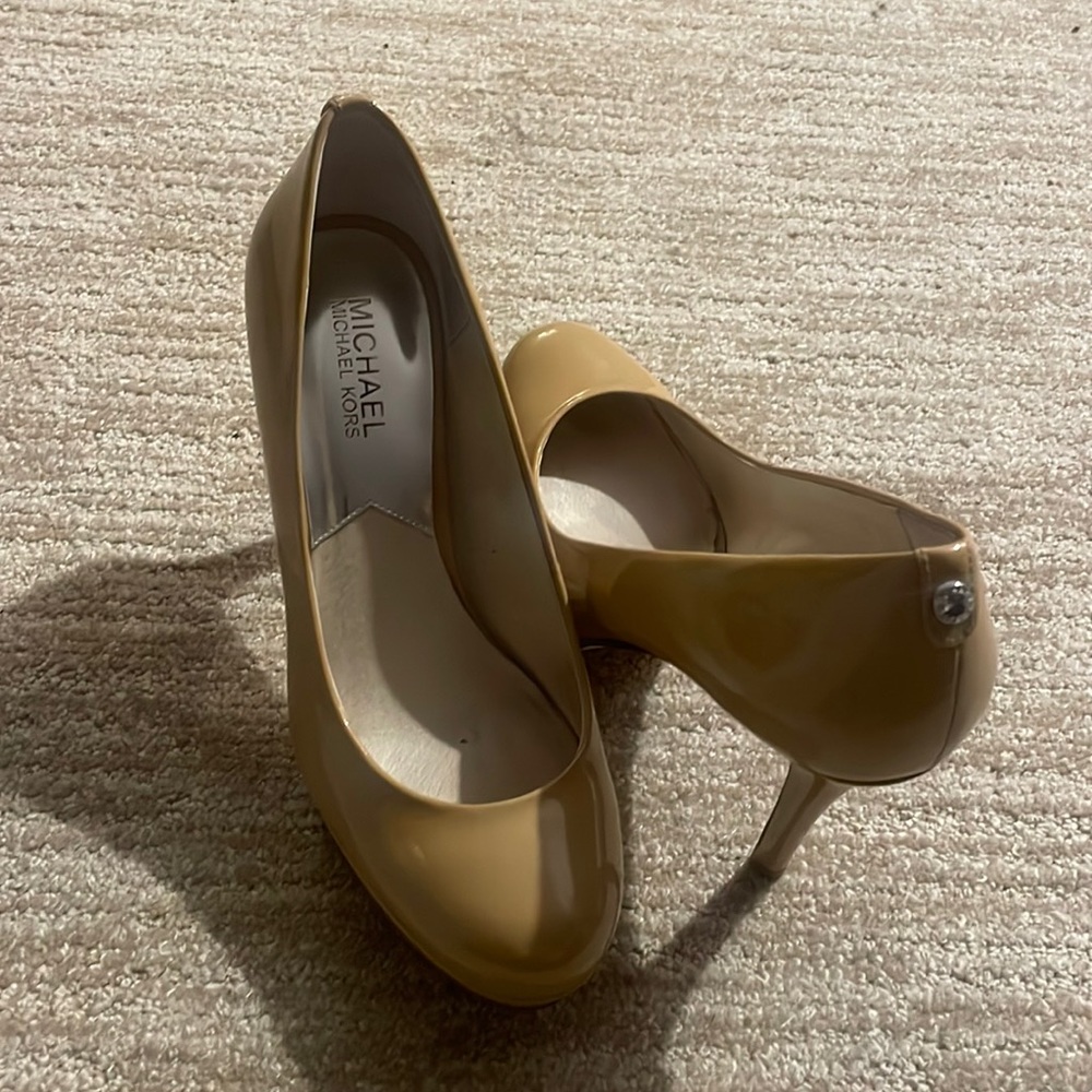 MICHAEL KORS HEELS